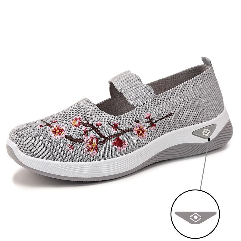 

Women s 2025 Summer Old Beijing Casual Low-Cut Slip-On Loafers 40