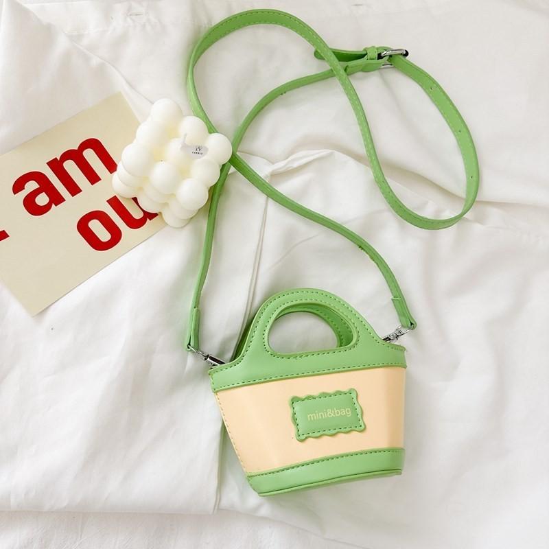 Stylish Korean Inspired Mini Shoulder Bag For Kids In Trendy Color Block Design