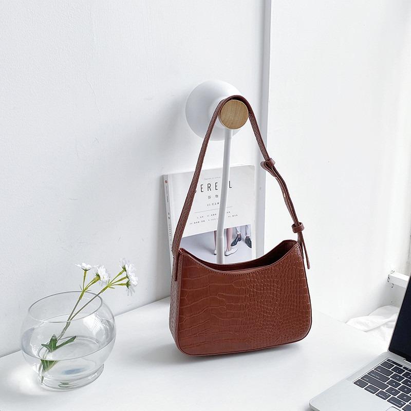 Versatile Crocodile Pattern Niche Style Underarm Bag Women's High-end Handbag Fashion Styling Shoulder Bag Women