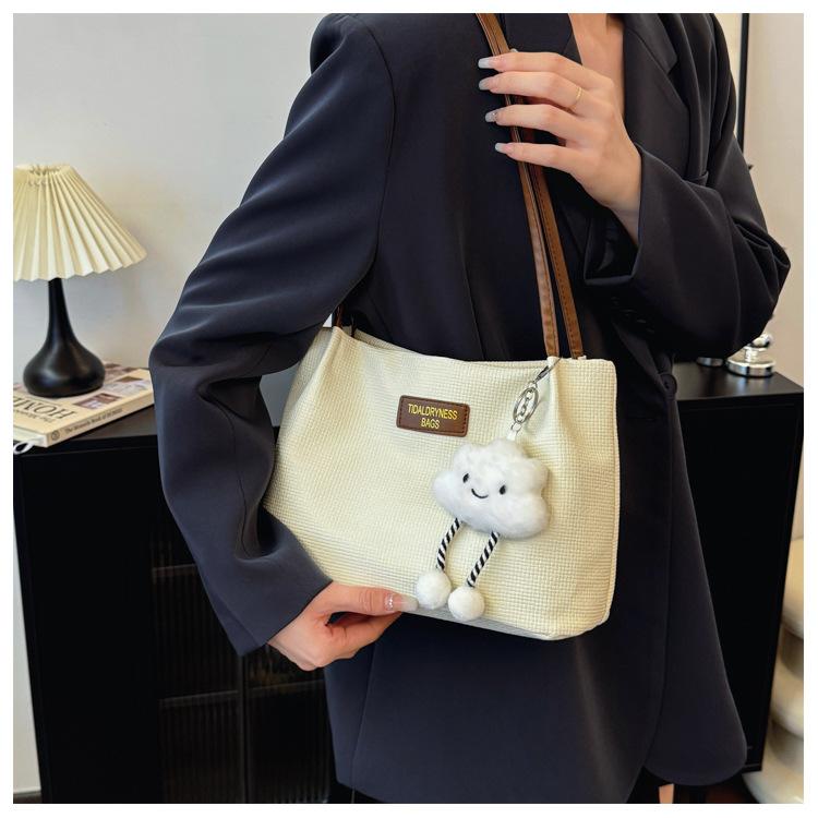 Women's New Versatile Simple Shoulder Bag, High-end Sensory Communication Shopping Bag