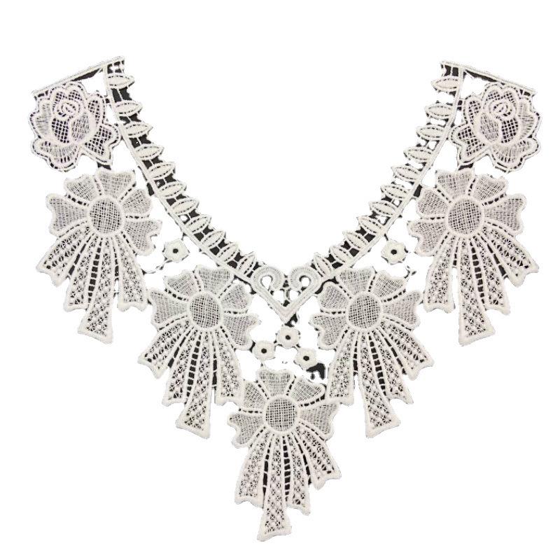 Mercerized Silk Lace Collar with 3D Embroidered Brooch