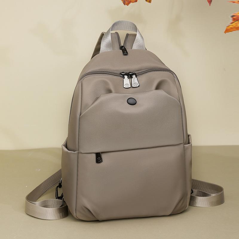 Schoolbag backpack women's new casual lightweight large-capacity schoolbag versatile trend Korean version of premium commuter backpack