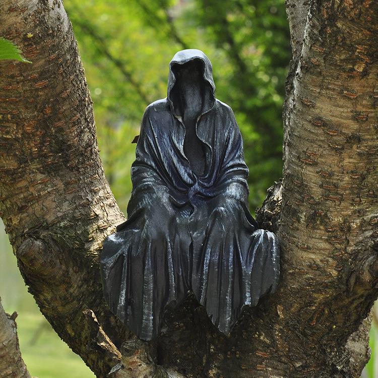 Gothic Garden Halloween Ornament: Lord of Darkness In Black Robe Resin Craft