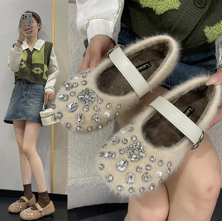 Fashion Shoes Woman 2025 Autumn Crystal Loafers Fur Casual Female Sneakers Square Toe Flats New Fall Rhinestone Comfortable Boat Winter
