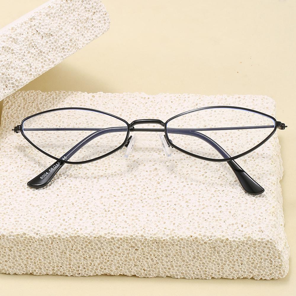 Cat Eye Sunglasses Women Vintage Korean Fashion Sunglasses for Men Female Model Show Performance Sun Glasses