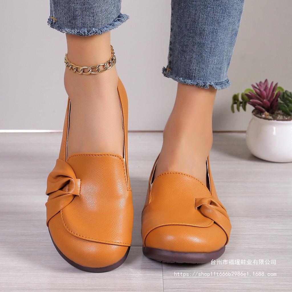 2025 New Large Size Women's Shoes Single Shoes Women's Beef Tendon Soft Sole Shallow Mouth European and American Casual Flat Bottom Mother Shoes In 