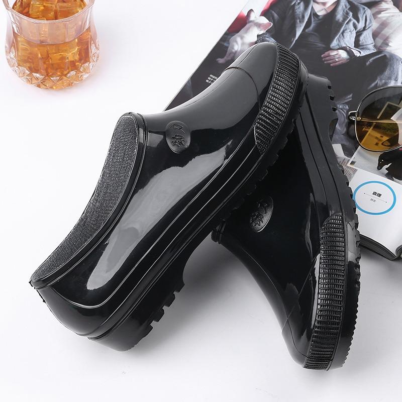 Black low-top rain shoes men's non-slip kitchen work outdoor shallow mouth water shoes PVC fashion integrated rubber shoes