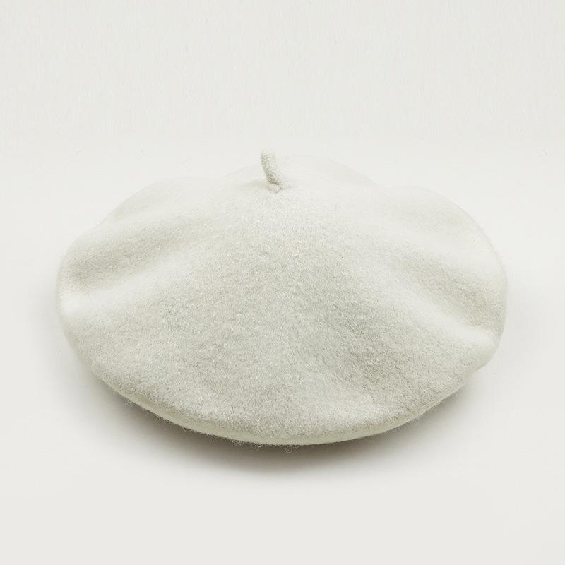 Dámský fialový vlněný baret: Klobouk se širokou krempou, Vintage britský, korejský a japonský styl pro podzim/zimu