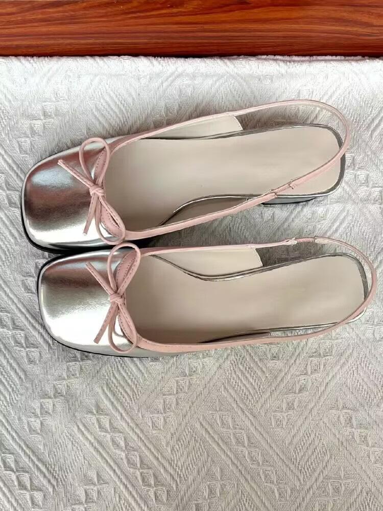 

Square toe shallow mouth back hollow toe sandals women s bow sweet simple comfortable versatile women s single shoes 40 срібний