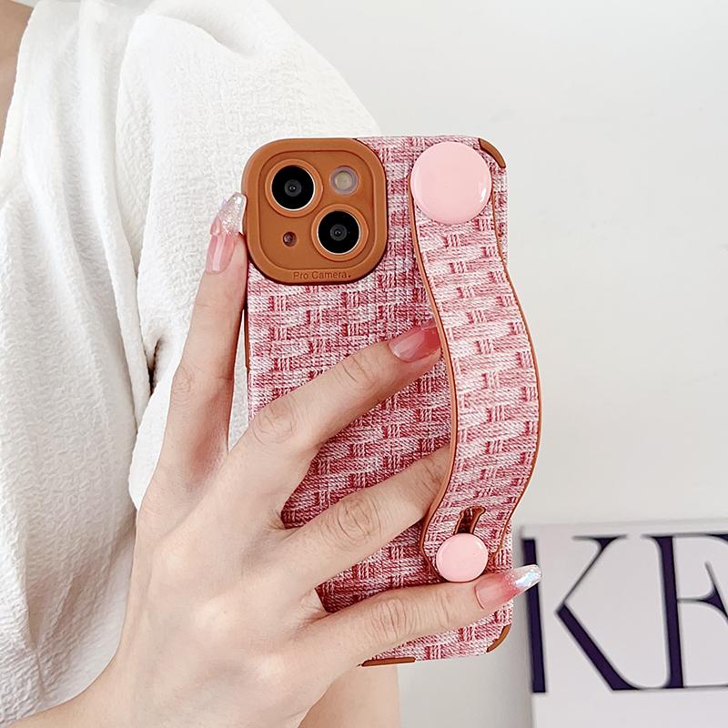 

Роскошный матовый мягкий ТПУ ремешок на запястье кронштейн противоударный чехол для телефона для iPhone 15 Pro Max 13 12 11 14 Pro Max Plus бампер задняя крышка for iphone11(6.1 ) розовый