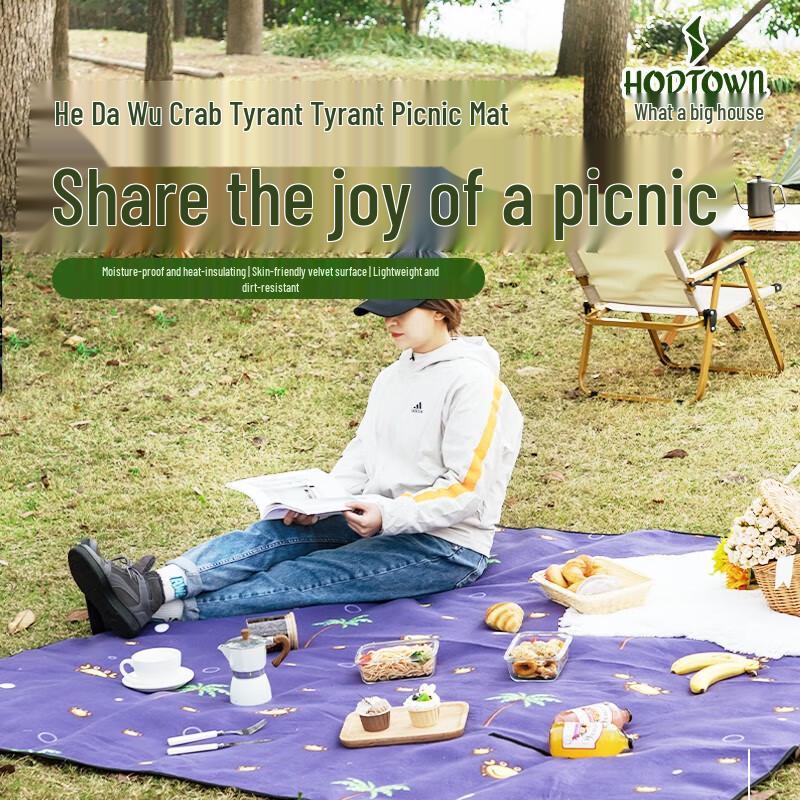 Hodtown Crab Overlord Picnic Mat