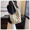 Wave Large Capacity Tote Bag, Shoulder Bag, Open Satchel, Knitted Bag, Bucket Bag, Portable Women'S Bag.
