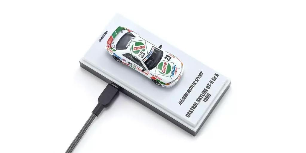 Kyosho Original Scale Castrol Skyline 1990 Finished Model K07012LC 1/64 [MOTN] GT-R (R32) Gr.A #23 LED-Equipped