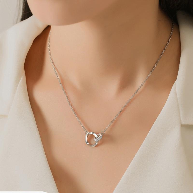Elegant S925 Sterling Silver Water Drop Necklace - Women's Luxury Niche Design Choker with a Simple, Trendy Style.