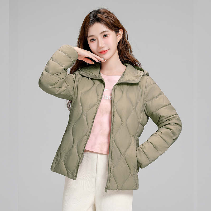 Lightweight Down Jacket Women's Short Hooded Autumn And Winter Slim Fit Versatile Long Sleeved White Duck Down Warm Jacket