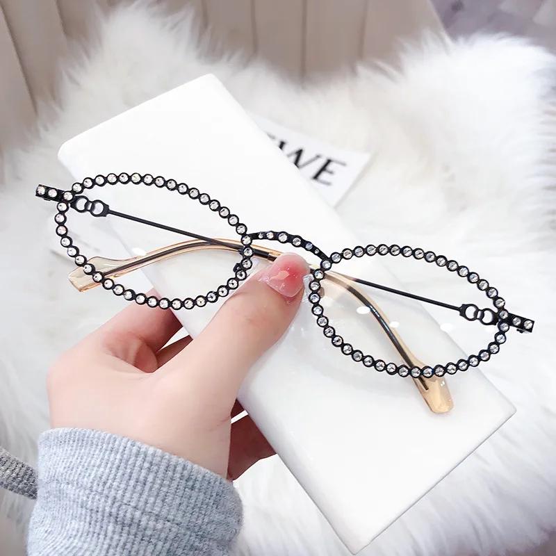 New Fashion Cat Eye Sunglasses Small Metal Frame Retro Sunglasses Trend Uv400 Protection Eyewear Streetwear Sun Glasses