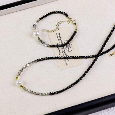 2025 Schickes Schwarzes Kristall-Choker-Halsband: Trendiges, Retro und vielseitiges Damenaccessoire