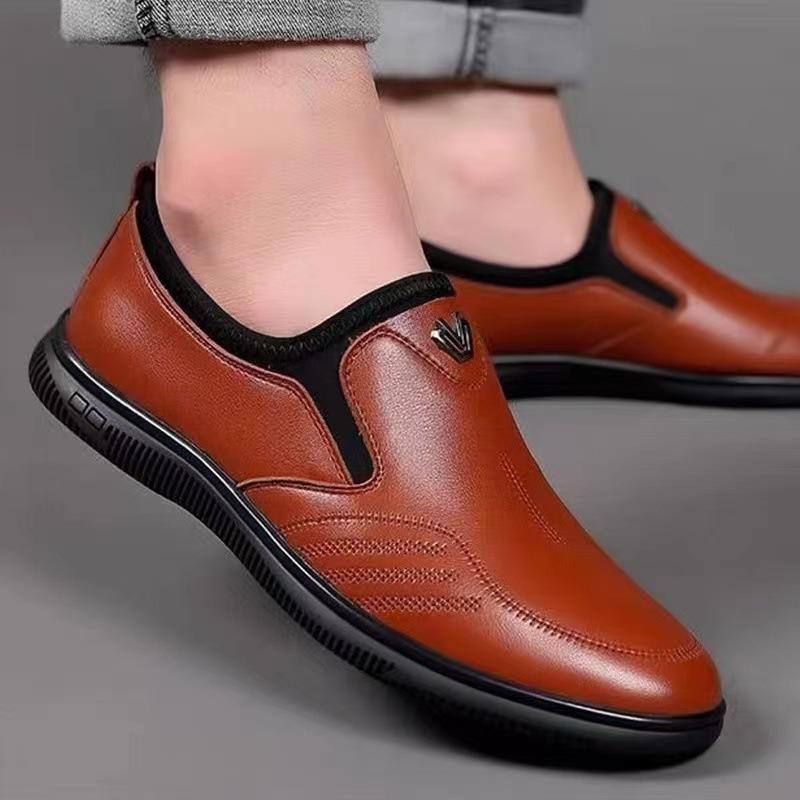 

Новая мужская кожаная обувь модная Doudou мужская обувь весна и лето кожаная обувь деловая повседневная закрытая нога мягкая формальная одежда 44 коричневый