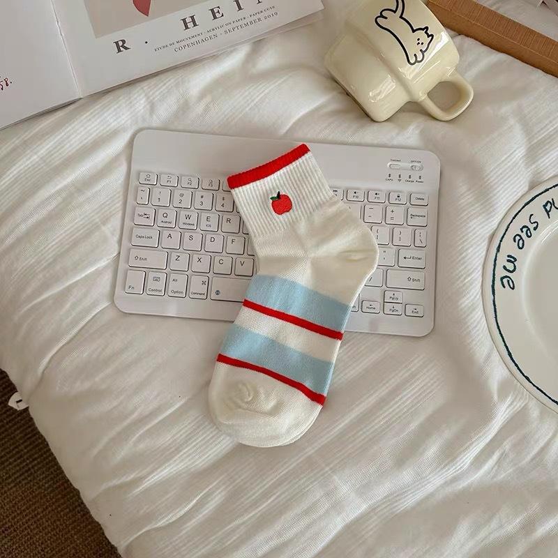 Cute White Summer Thin Cotton Socks Short Sporty Style Low-Top Sweat-Absorbing And Breathable Girl Socks