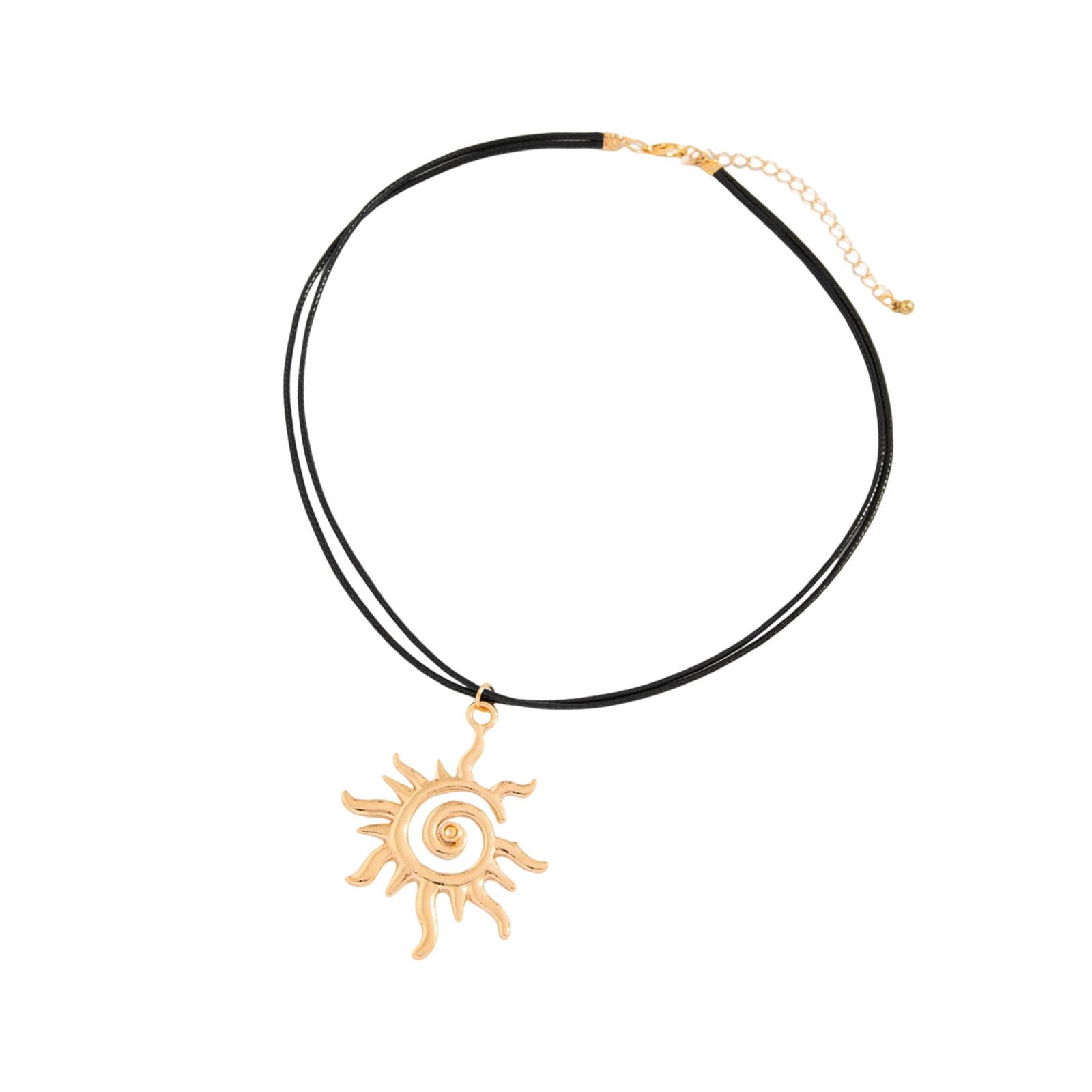 

Unique Twist Flower Charm Necklace Modifiable Leather Candlewax Thread Collar Dark Jewelry For Mother