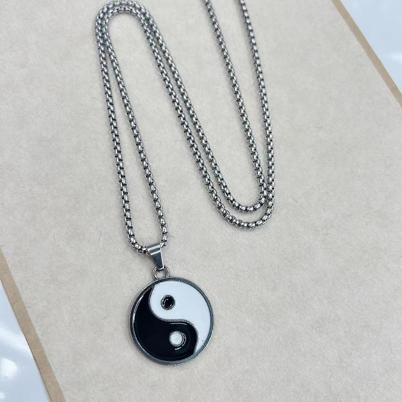 Retro Tai Chi Bagua Titanium Steel Pendant Necklace for Men and Women - Lucky & Versatile Accessory