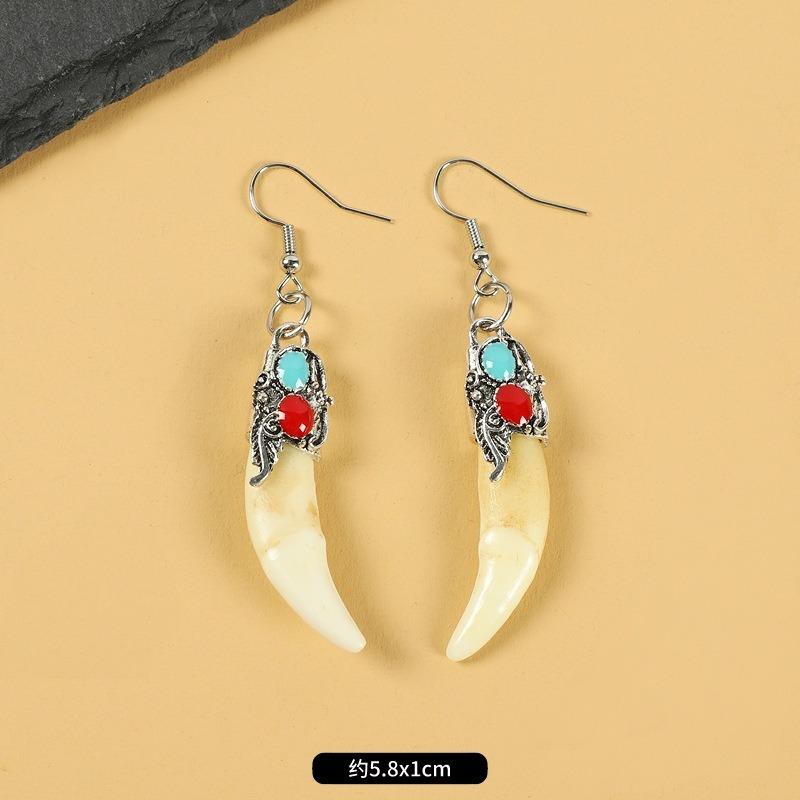 Tibetan wolf tooth earrings Tibetan silver inlaid real Tibetan mastiff dog tooth personality temperament niche earrings Tibetan earrings