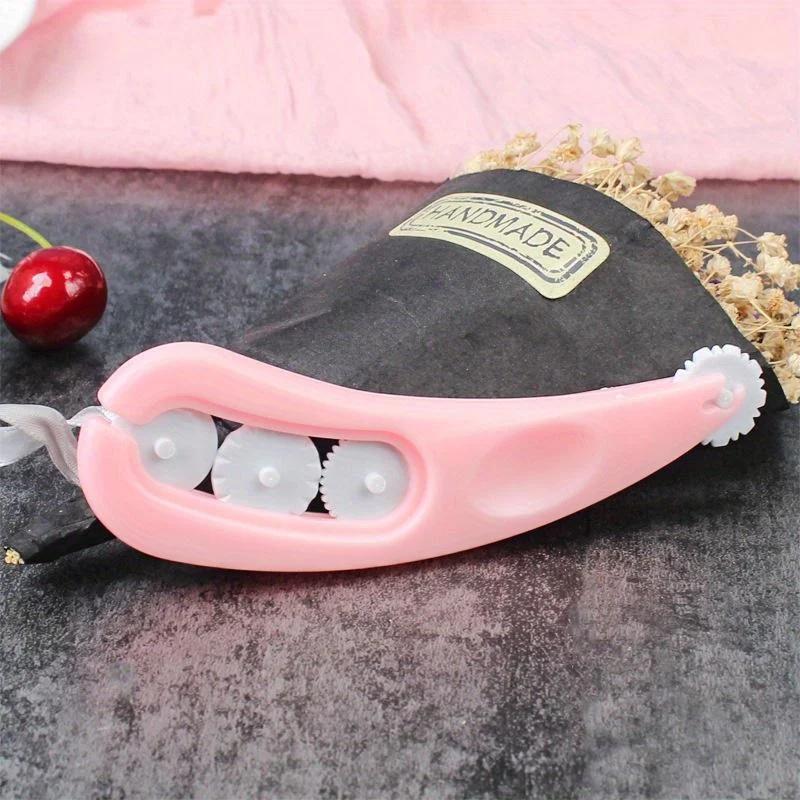 1set Diy Baking Tools New Curved Cutting and Embossing Pattern Roller Fondant Peel Cutting and Embossing Tools