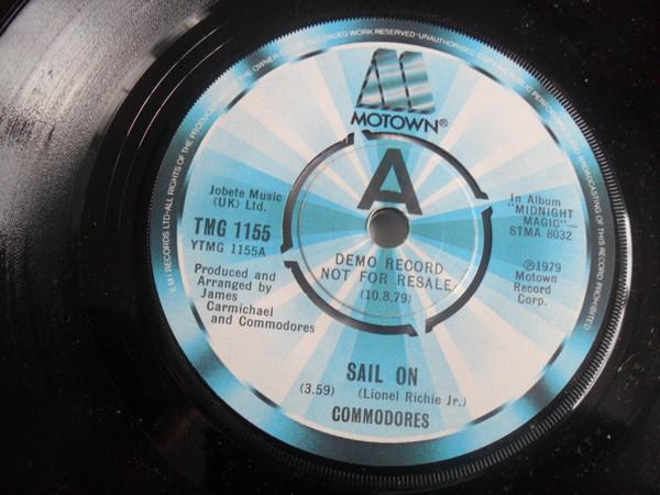 

7inch Record COMMODORES - Sail On TMG1155PROMO Motown 1979 UK Soul/Funk Used