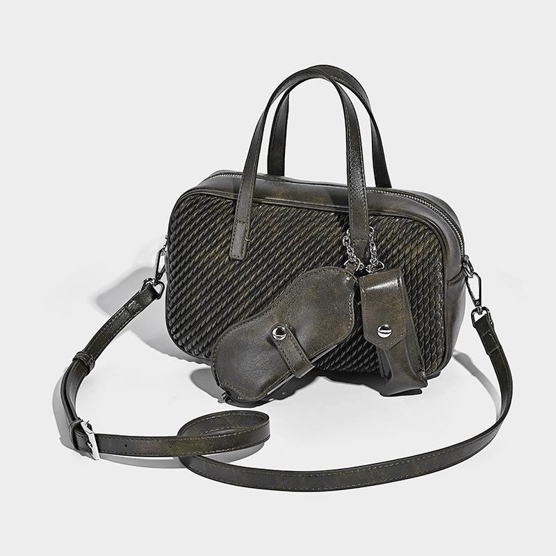 European and American Large Capacity Boston Pillow Bag Three-Dimensional Feel Fashion Handheld Camera Bag Trendy Single Shoulder Crossbody Bag
