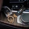 Leather Keychain Zinc Alloy Car Key Chain Ring Pendant Key Holder For BMW G01 G02 F22 F23 E46 E93 E39 G26 F01 F02 F06 Sticker cwsh87