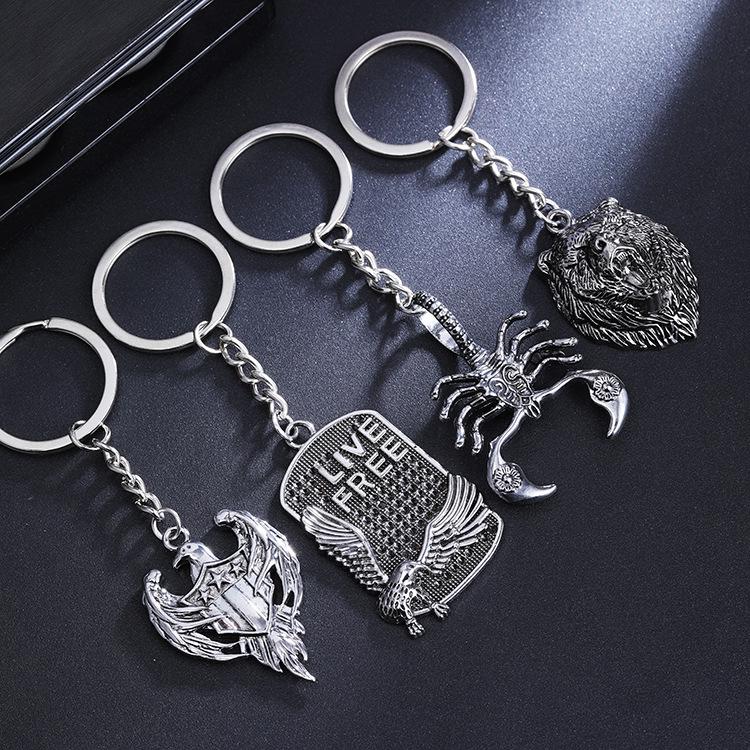 Retro Wolf & Eagle Keychain: Personalized Scorpion Bag Pendant Accessory