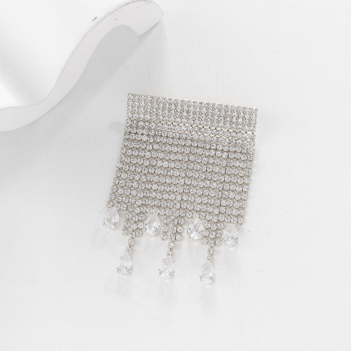 

Брошь-кисточка со сверкающими стразами: Элегантная и уникальная женская брошь-аксессуар для груди серебряный