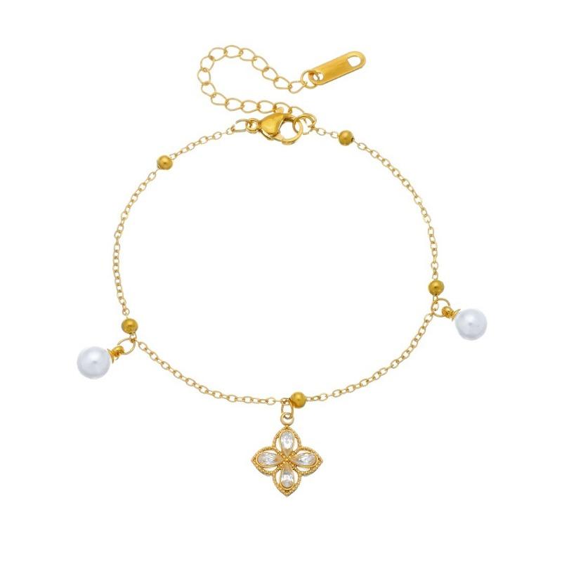 Gold Plated Clover Emerald Cubic Zirconia Pearl Bracelet