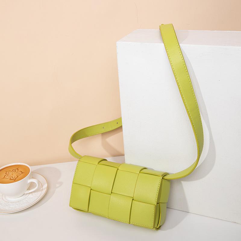 Summer New Fashionable and Simple Shoulder Rhombus Women's Bag Trendy Crossbody Woven Chain Bag Women's Fanny Pack