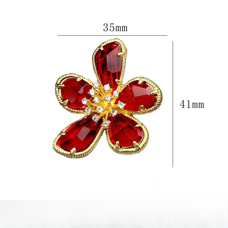 Retro Corsage, Trendy Crystal Flower Brooch, Pin Buckle Decoration, Creative, Versatile and Elegant Accessories