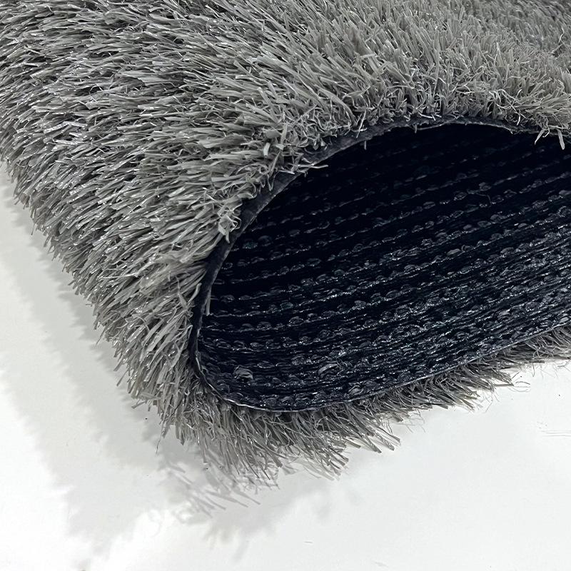 Bunter Kunstrasen: Außendekoration für Kindergärten & Einkaufszentren