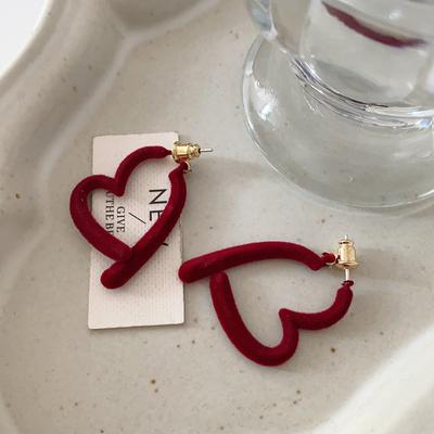 Burgundy Flocking Love Stud Earrings French Vintage Temperament Earrings Suitable For Winter Fluffy Ancora Red Earrings
