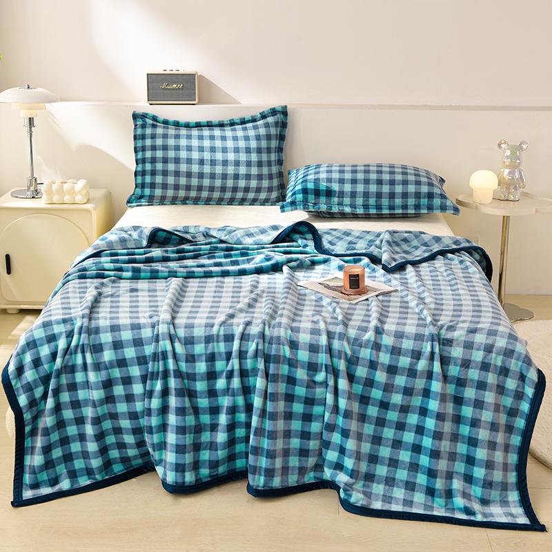 Lightweight Soft Flannel Blanket with Leaf Print Warm Plush Bedspread Milk Velvet Throw Blankets for Sofa Bed Home Bedding Cover