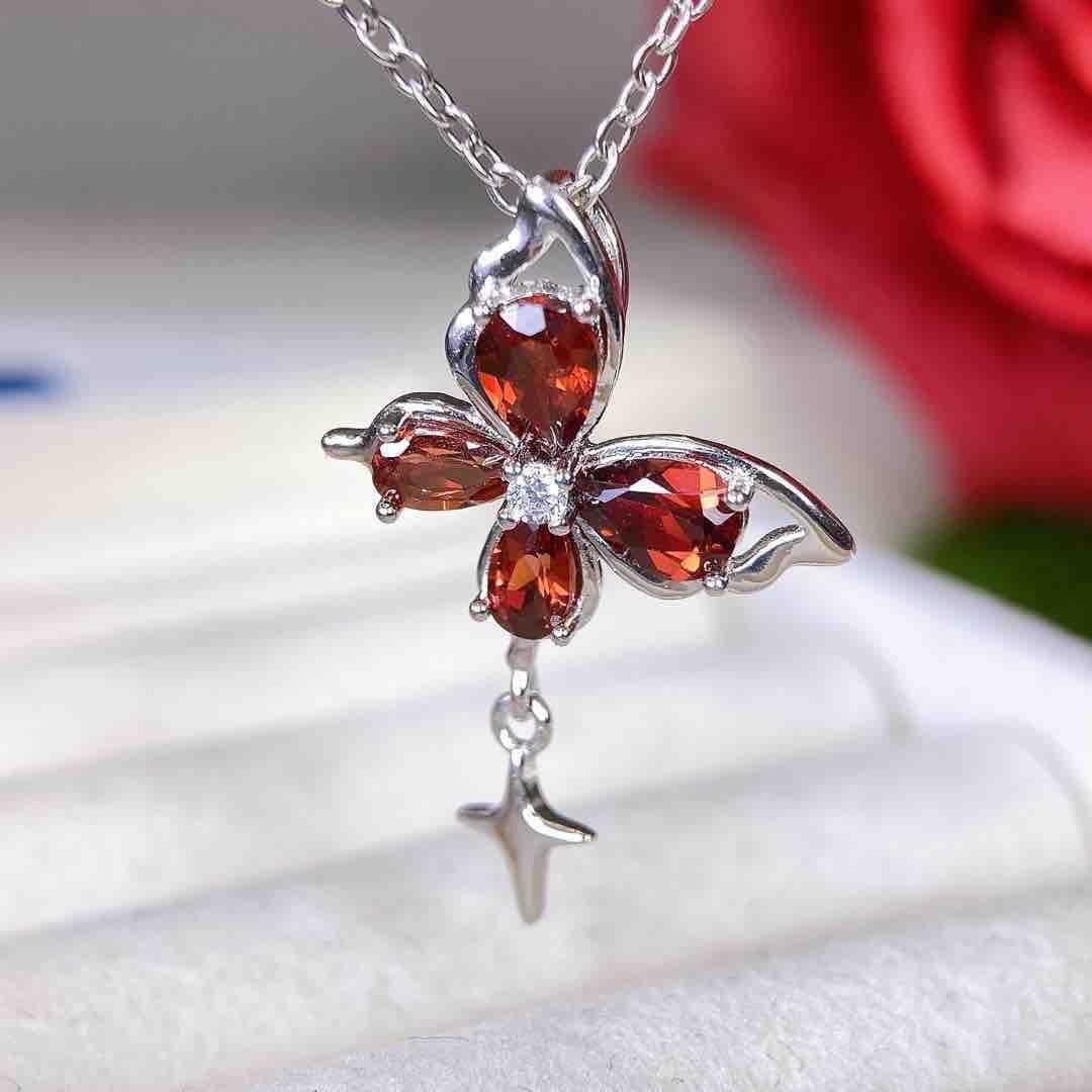 Natural Garnet Pendant Necklace, Deep Wine Red Crystal with 925 Silver – Women s Fashion Jewelry 925 Silver