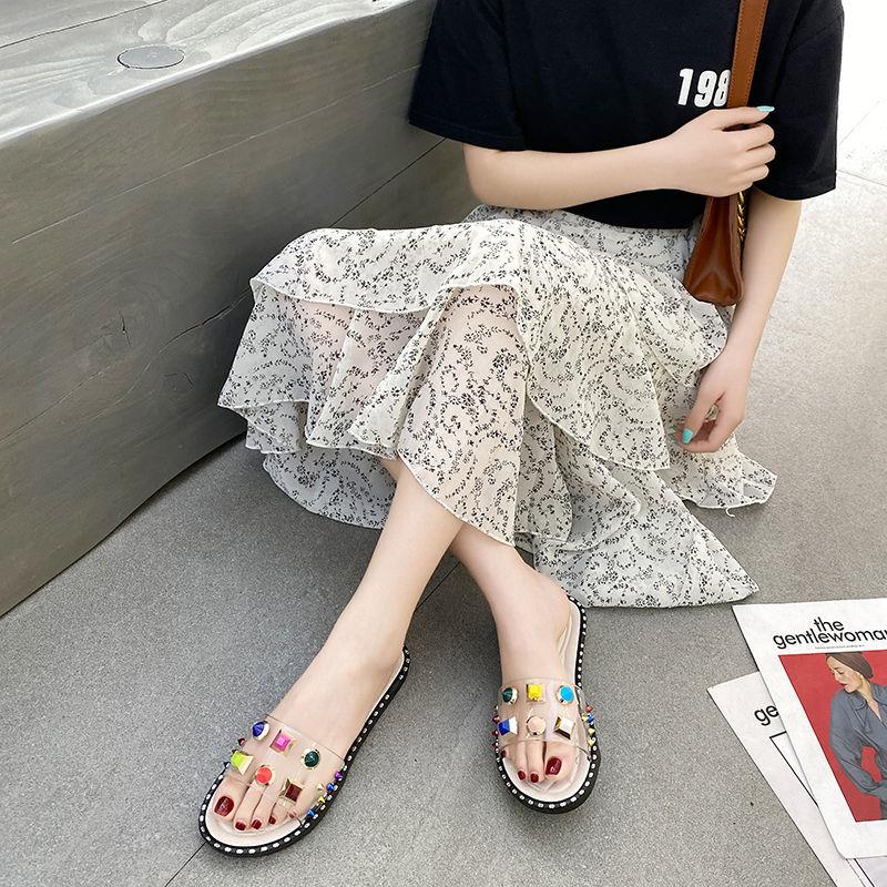 Slippers Female Summer Flat Bottom Beach Sandals Slippers Go Out Non-slip Flip-flops Fashion and Leisure All-match