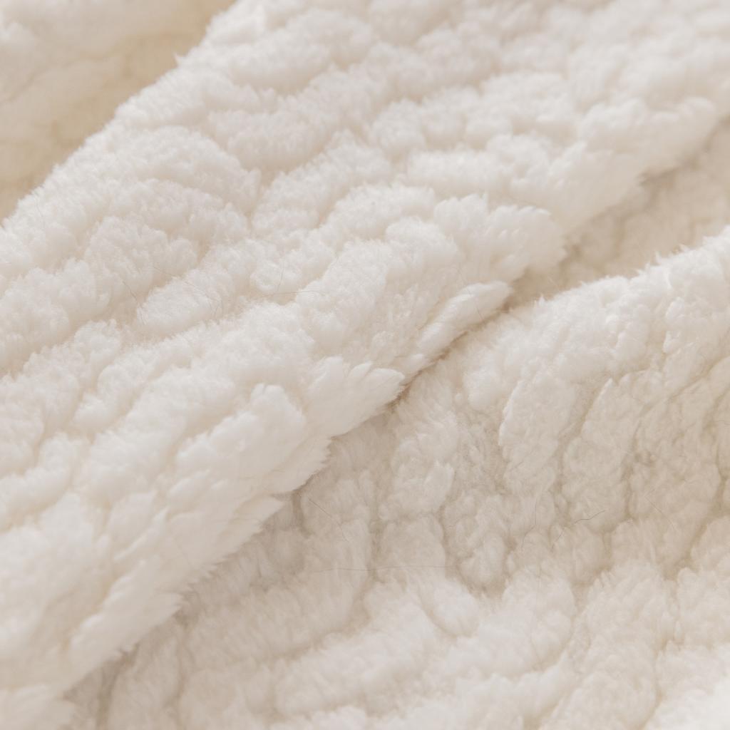 Soft Creamy Sofa Cover Heavy Furry Leisure Blanket  New Arrival for Living Room Couch Cover Sofa Towel