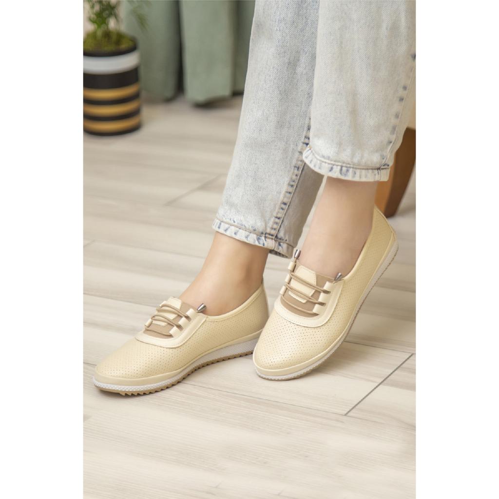 Orthopädische Ballerina-Schuhe aus weicher Haut für Damen mit perforiertem Kordelzug