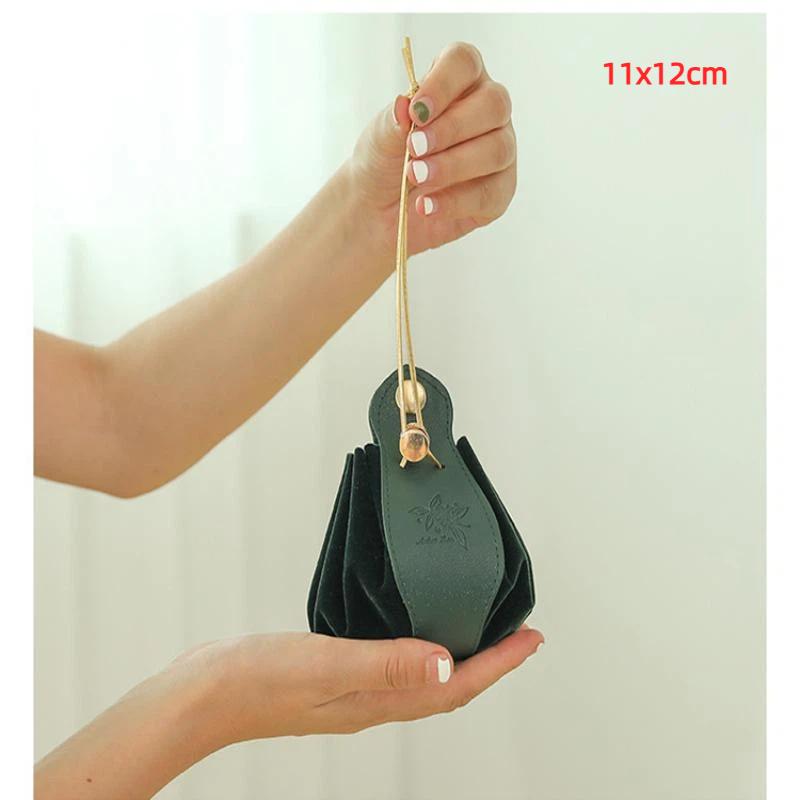 Velvet Drawstring Bag Embossed Floral Fadeless Pattern Jewelry Storage Pouch for Daily Trinket Candy Holding