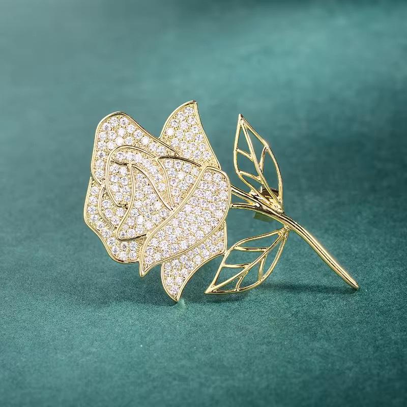 Elegant Rhinestone Rose Brooch for Women's High-End Fashion Commute