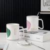 Kreative geprägte Keramiktasse mit Blattgold, Deckel und Löffel, Nachmittagstee-Kaffeetasse, Pärchenbecher, Exquisite Souvenirtasse