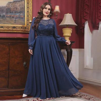 Robe de soirée élégante en dentelle grande taille pour les mondaines et les diplômés
