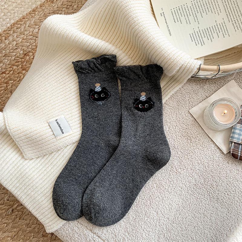 

Korean Style Women s Wool Socks: Sweet Bubble Lace, Mid-calf, Cute Cartoon Design, Warm and Versatile for Autumn and Winter One Size темно-серого