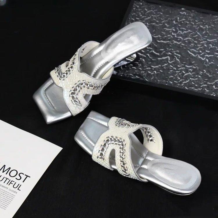 French beautiful h slippers women wear summer giant good-looking not tired feet with skirts high heels woven temperament cool slippers