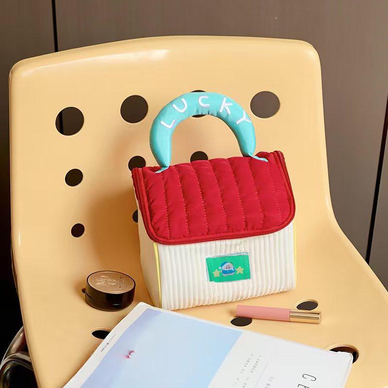 Cute Portable Waterproof Large-Capacity Makeup and Toiletry Bag