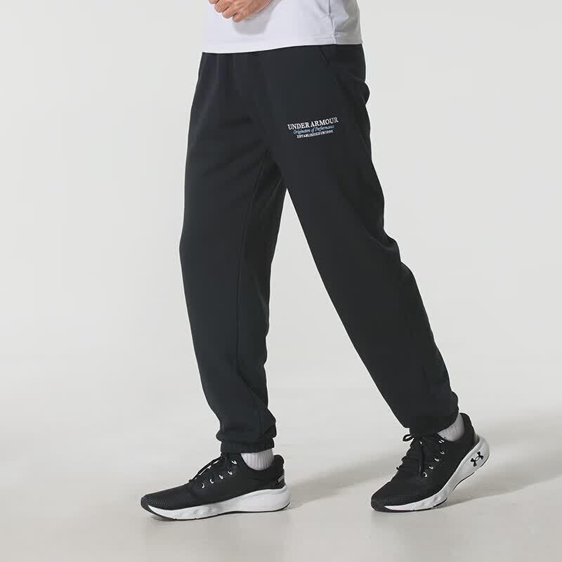 Under Armour Men s Tapered Leg Athletic Pants M